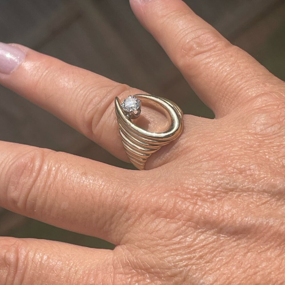***UNIQUE*** 1/2 Carat Heavy Diamond Horseshoe Ring Size Approx. 7.5 - Picture 2 of 7